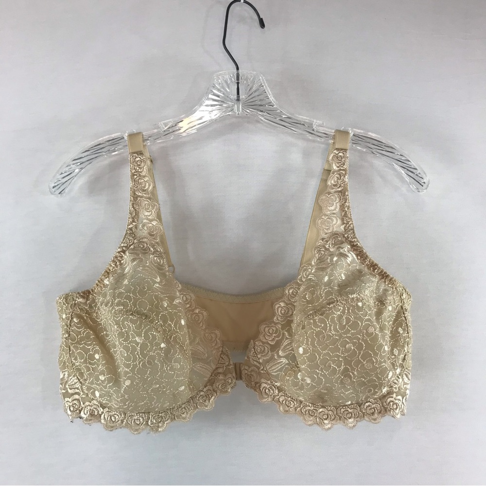Wynette Vintage Beige Lace Front Closure Underwire Bra Size 44D